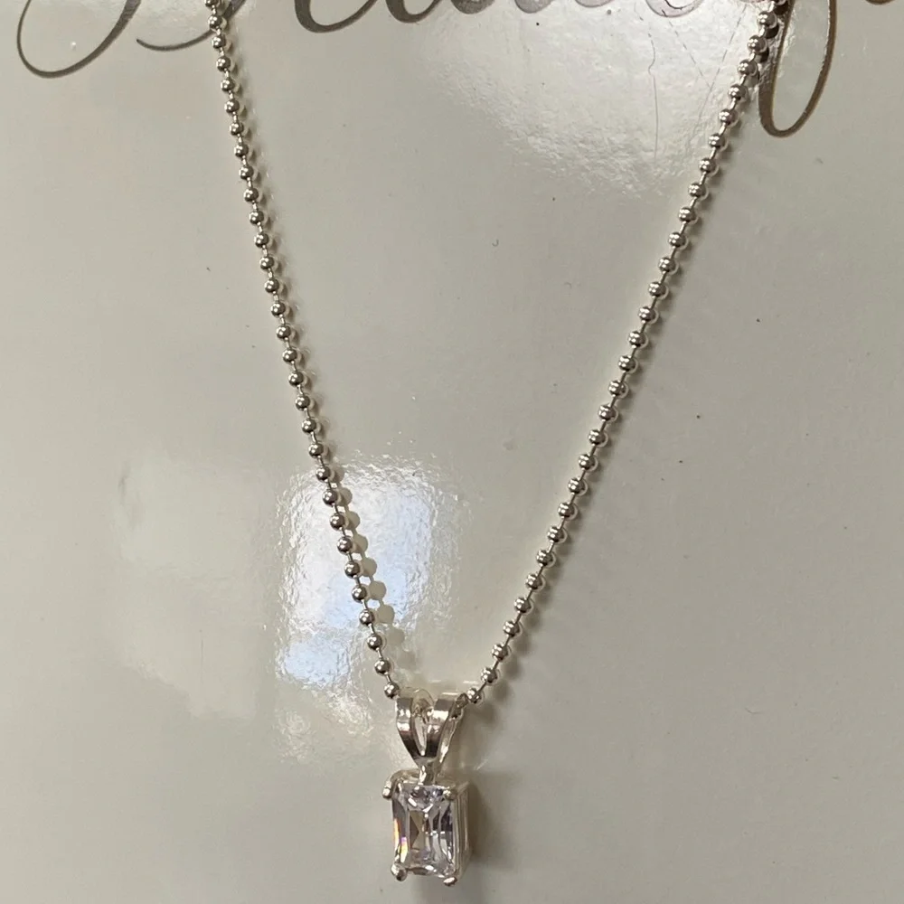 Gorgeous emerald cut CZ diamond sterling set necklace - Picture 10 of 10